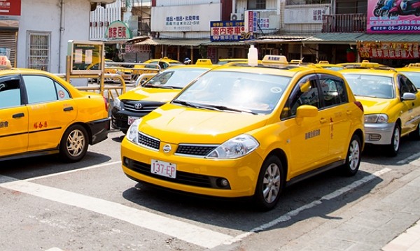 Đi taxi có đắt không? Hướng dẫn cách bắt taxi ở Đài Loan - Tôi ở Đài Loan